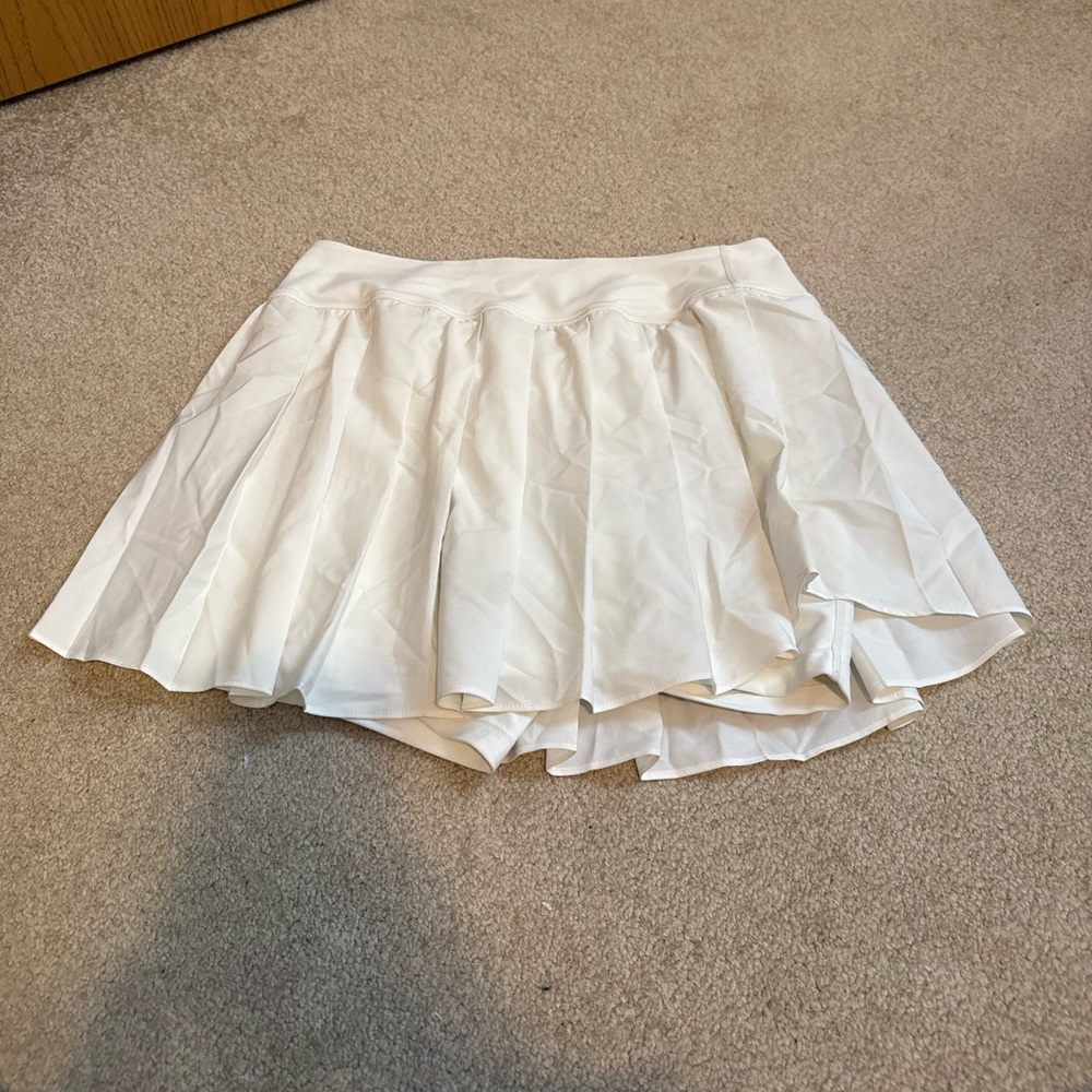 Old Navy White Pleated Tennis Skirt